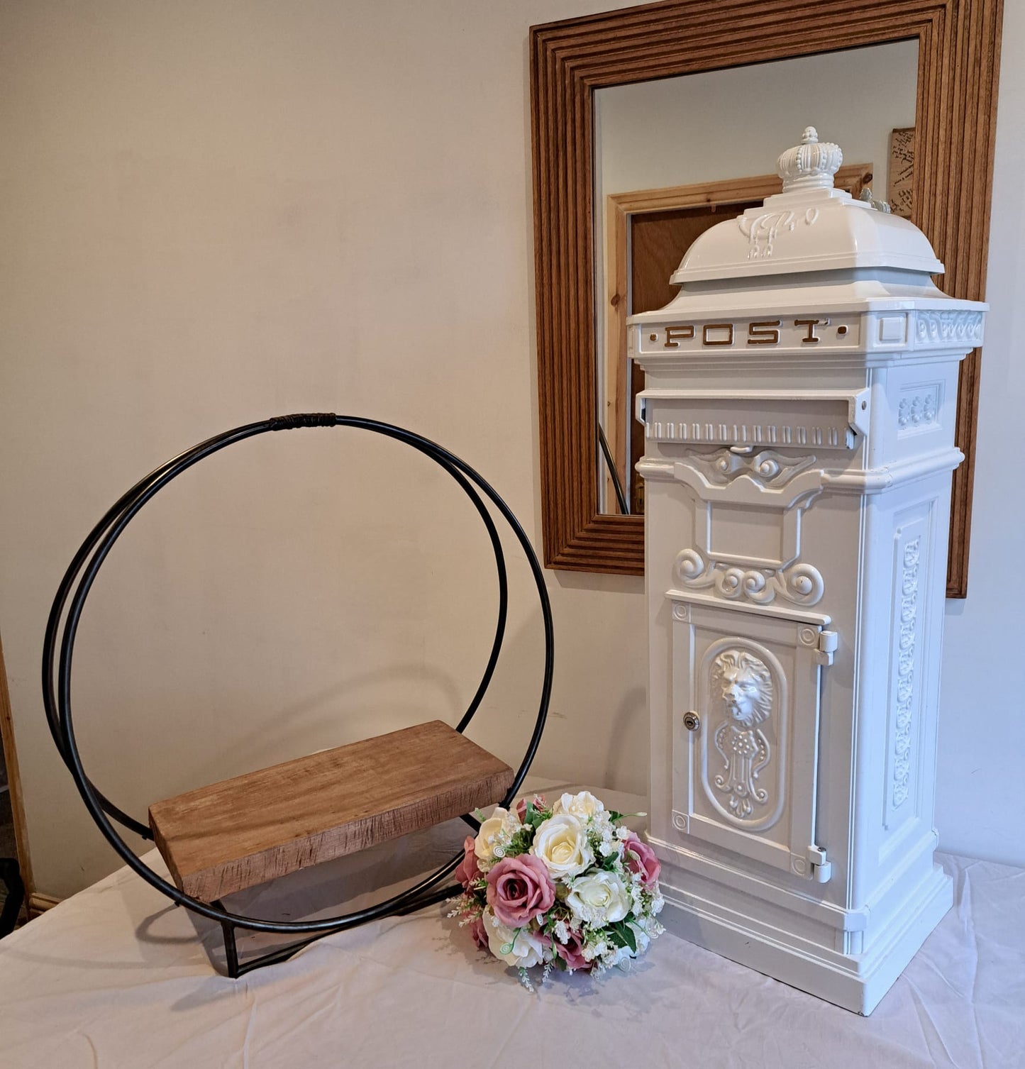 Fairytale Wedding Package £990 (£50 deposit)