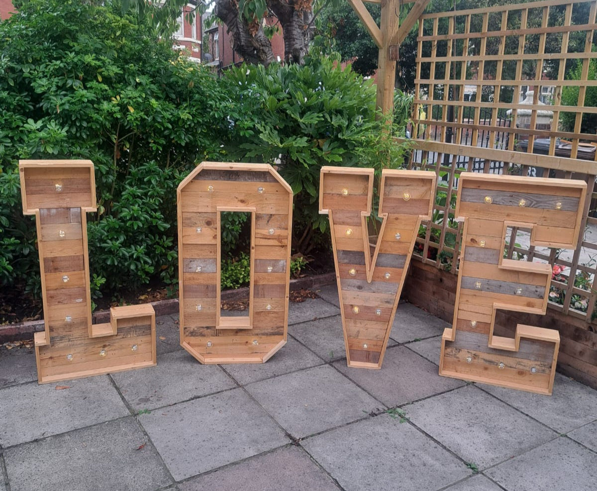 Ruby Wedding Package £260 (£50 deposit)