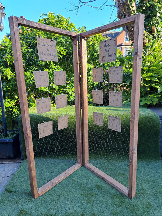 For hire - Rustic 5ft Crisp Wall