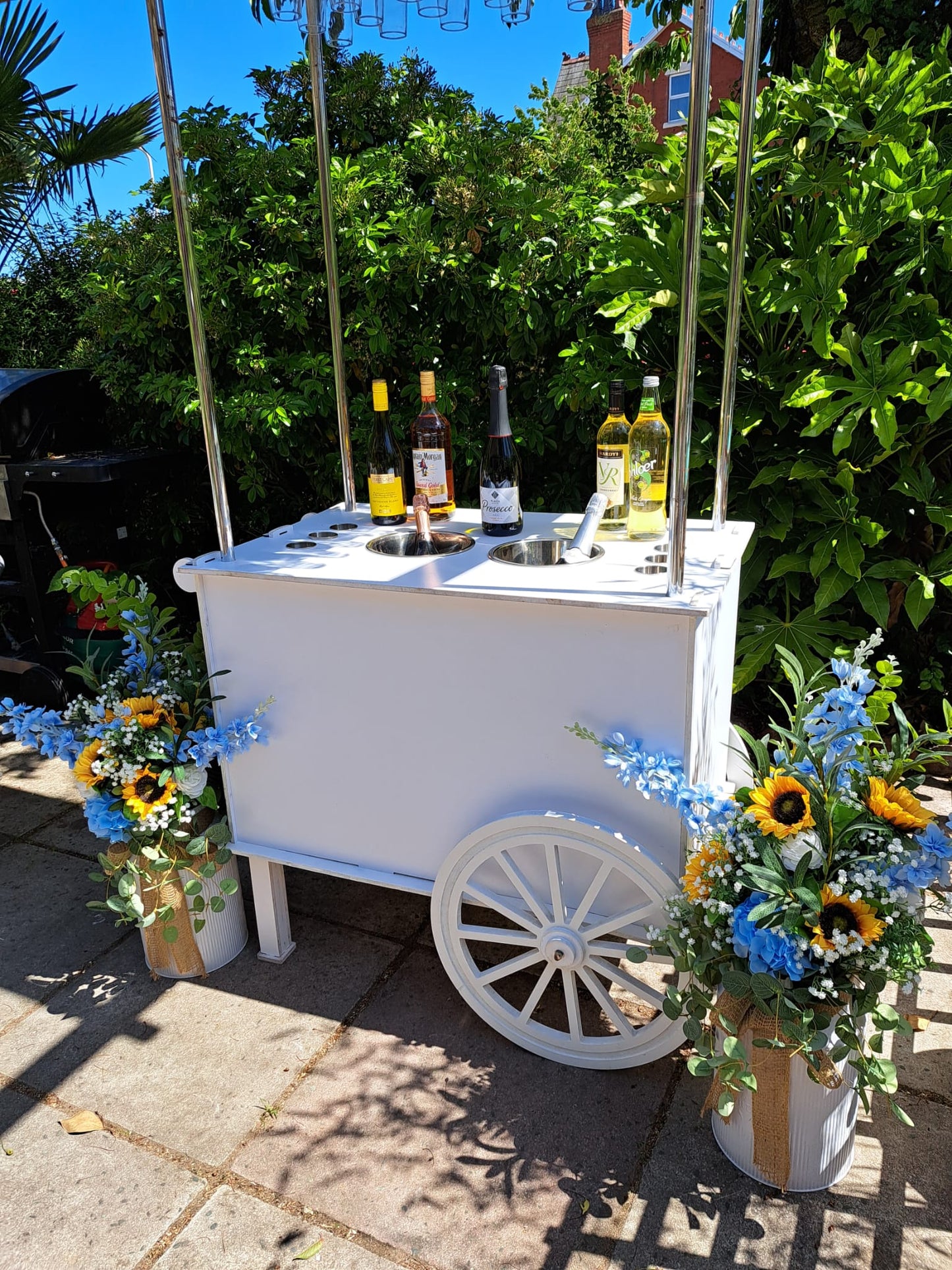 For hire - Prosecco/Gin/Drinks white Cart