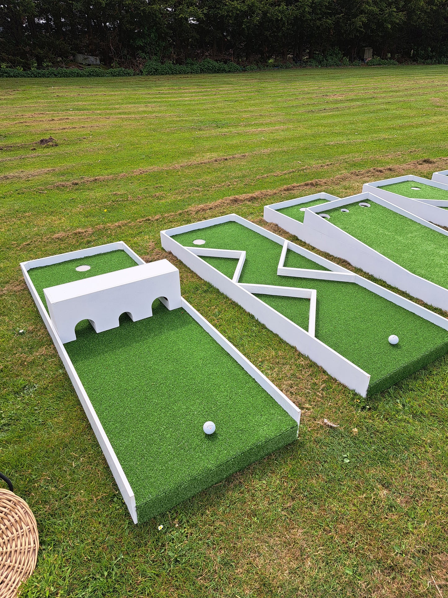 6 Hole Mini Golf Course £300 - Party Hire (£50 deposit)