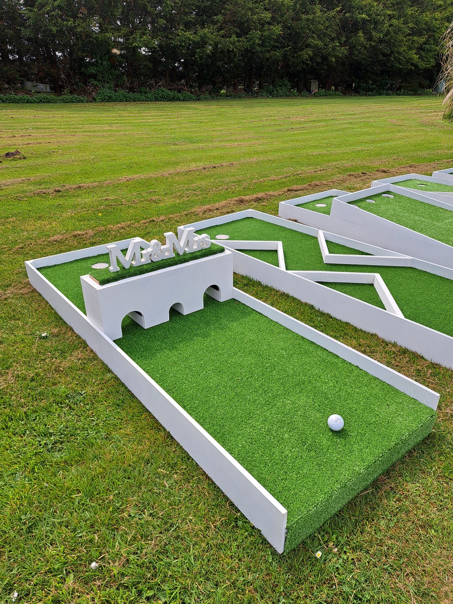 6 Hole Mini Golf Course £300 - Wedding Theme (£50 deposit)
